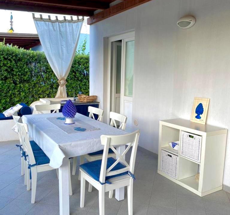 Photo of Patio Balcony in Vulcano Porto