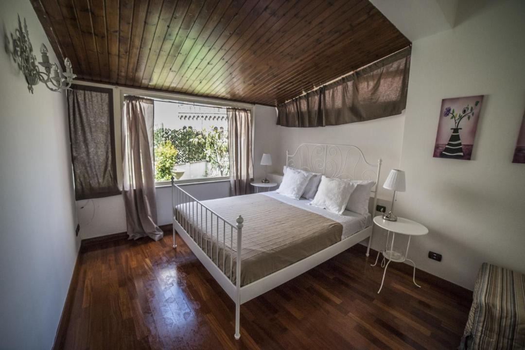 Photo of Bedroom in Taormina City Centre