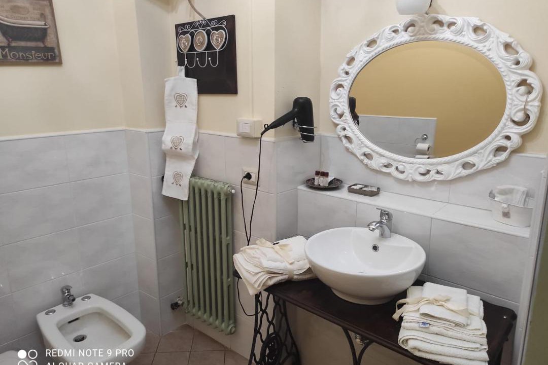 Photo of Bathroom in Troina