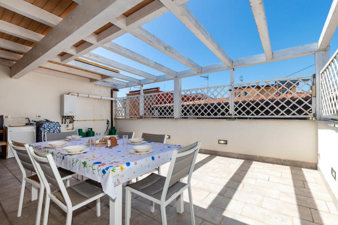 Photo of Patio Balcony in Mazzeo