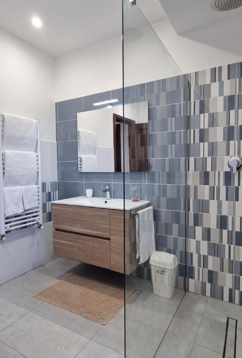 Photo of Bathroom in Tiche