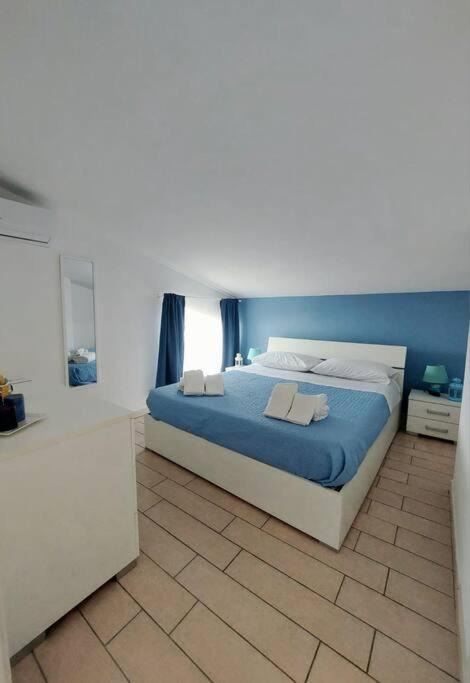 Photo of Bedroom in Finale