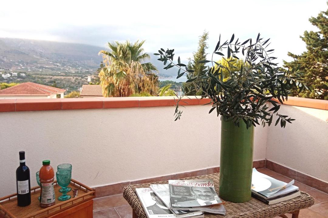 Photo of Patio Balcony in Scopello