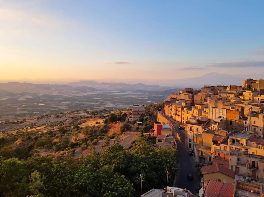 Photo of Outdoor in Mineo