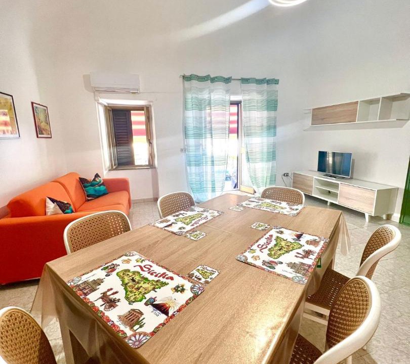 Photo of Livingroom in Santo Stefano di Camastra