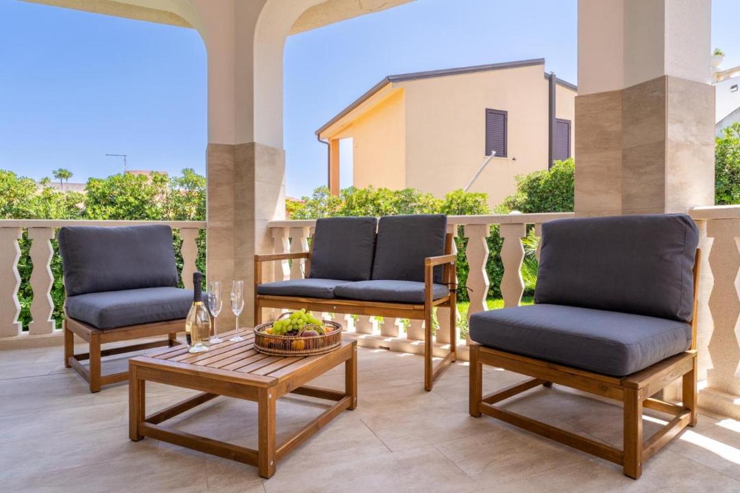 Photo of Patio Balcony in San Lorenzo