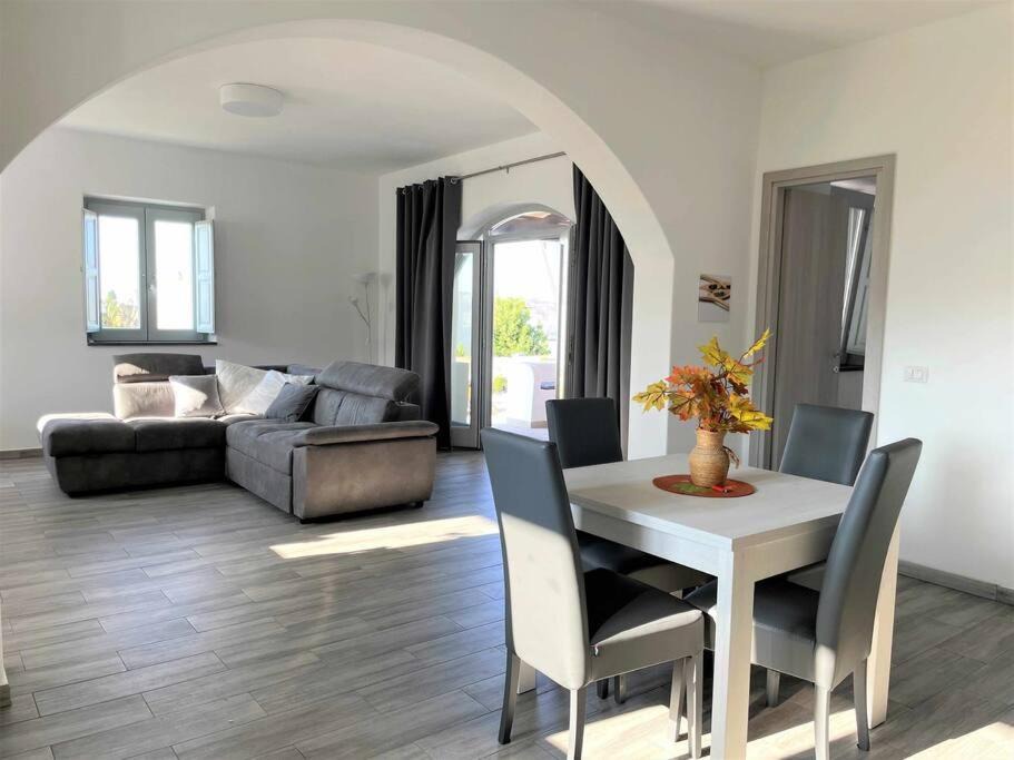 Photo of Livingroom in Malfa