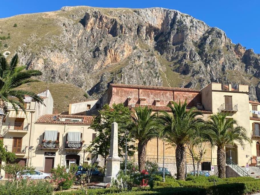 Photo of Buildings in Isnello