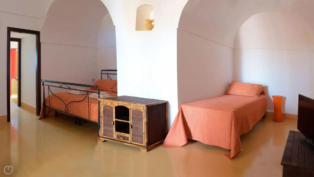 Photo of Others in Pantelleria