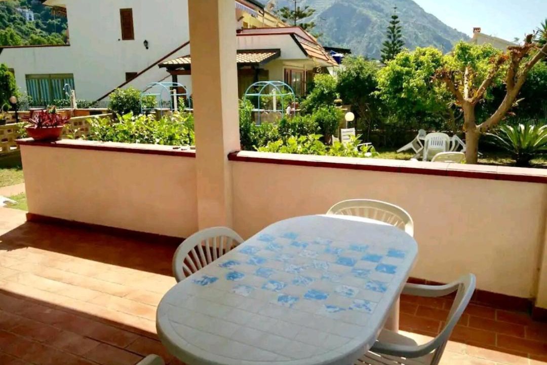 Photo of Patio Balcony in Piraino
