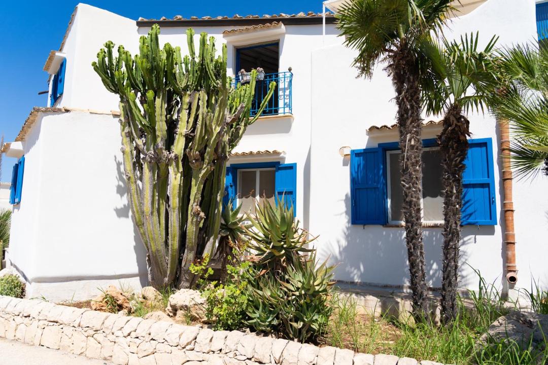 Photo of Buildings in Reitani