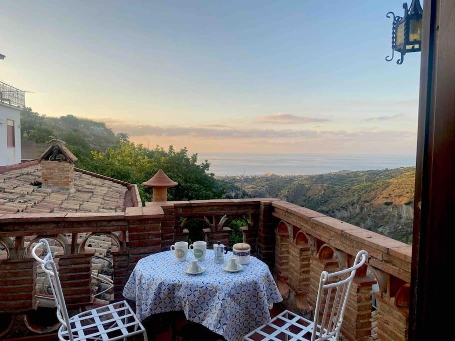 Photo of Patio Balcony in Venetico