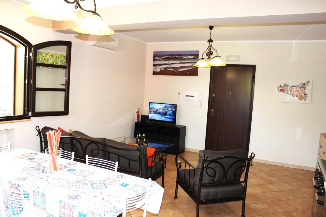 Photo of Livingroom in Mitogio
