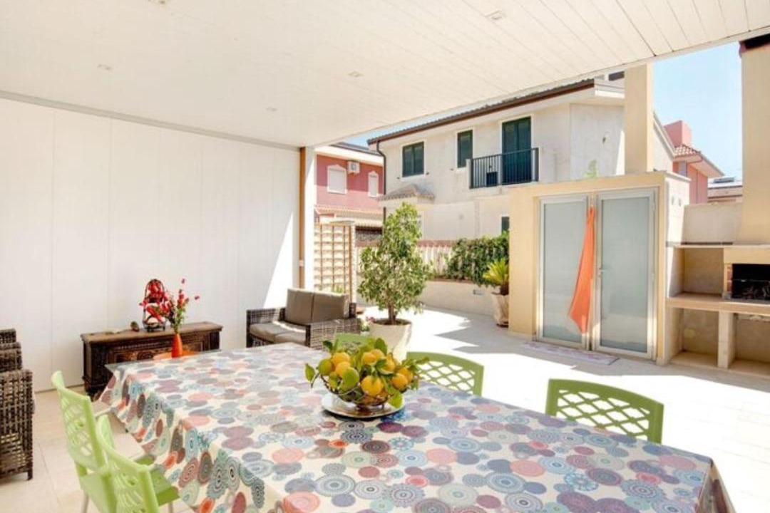 Photo of Patio Balcony in Reitani