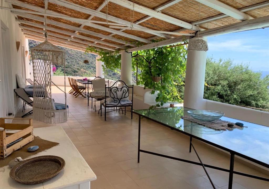 Photo of Patio Balcony in Leni