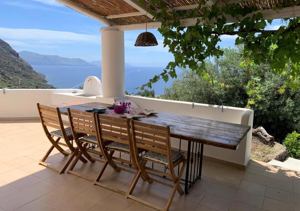 Photo of Patio Balcony in Leni