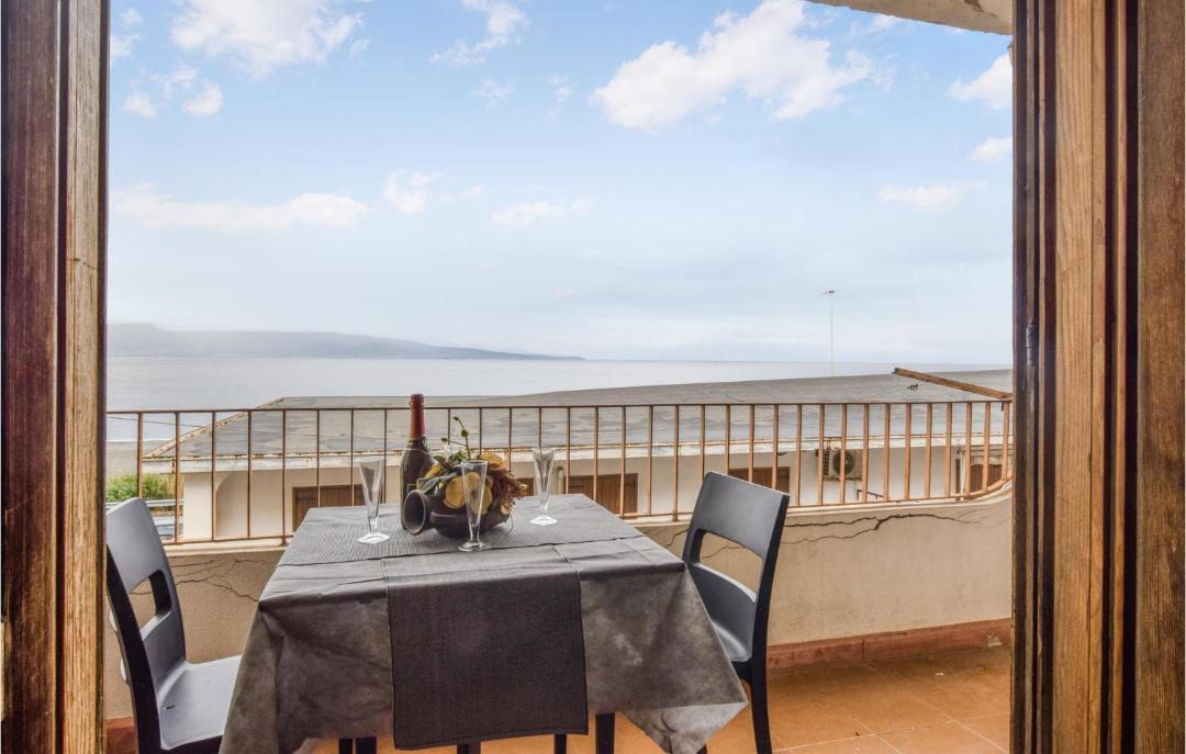 Photo of Patio Balcony in Mili San Pietro