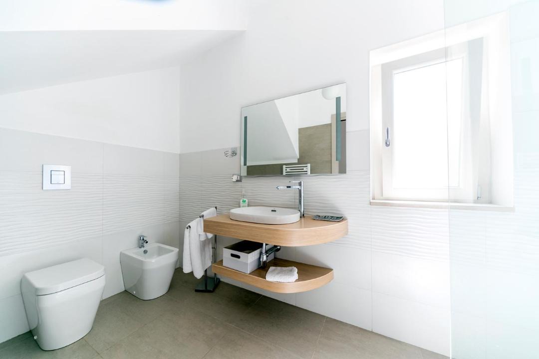 Photo of Bathroom in Naro