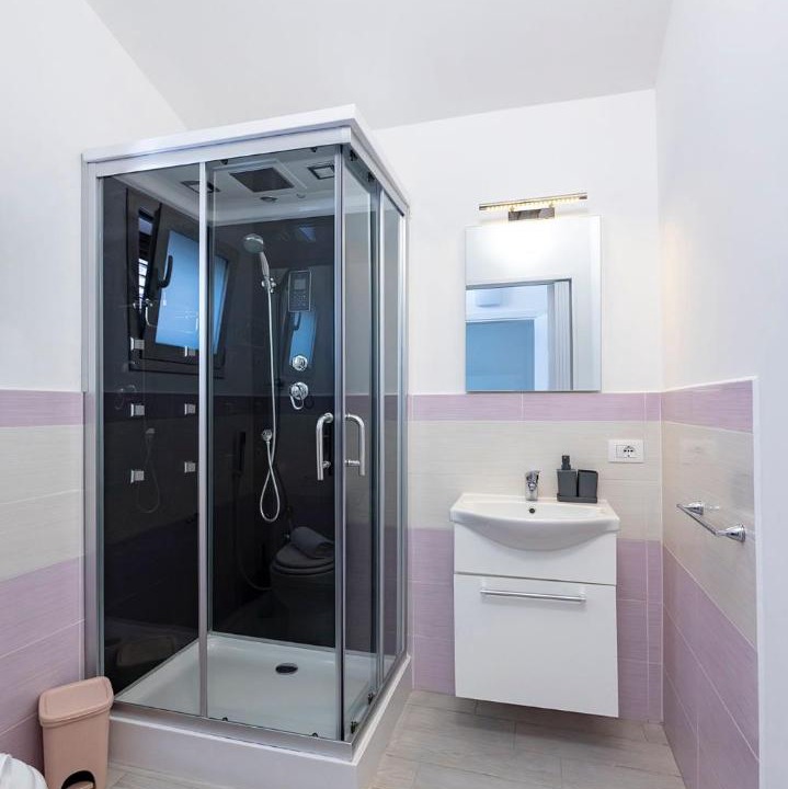 Photo of Bathroom in Nubia