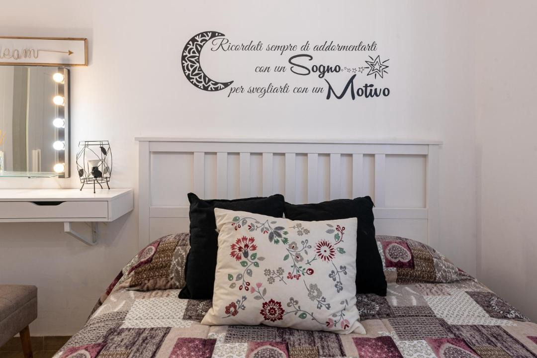Photo of Bedroom in Campofelice di Roccella