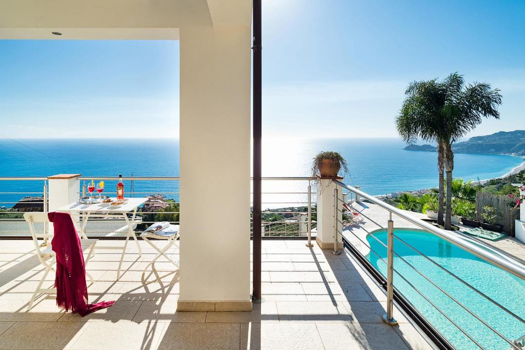 Photo of Patio Balcony in Letojanni
