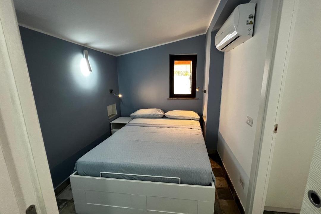 Photo of Bedroom in Vulcano Porto