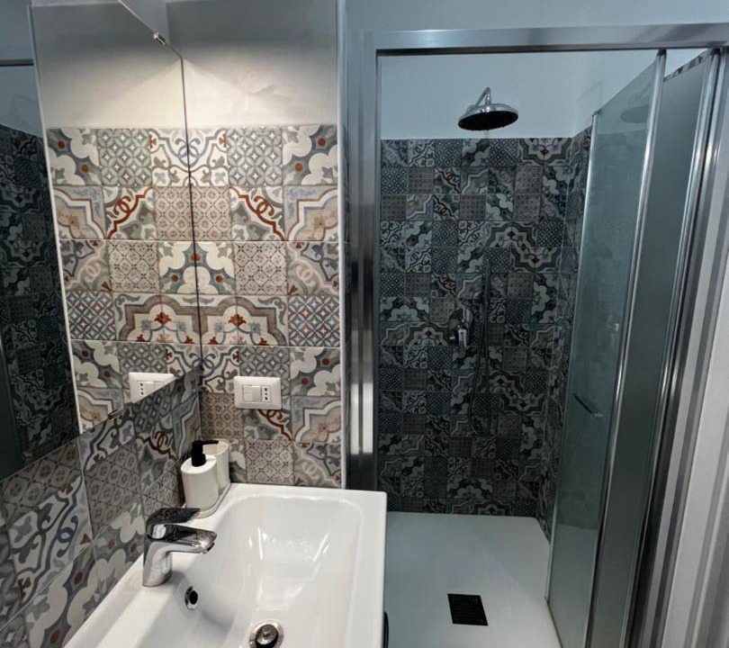 Photo of Bathroom in Vulcano Porto
