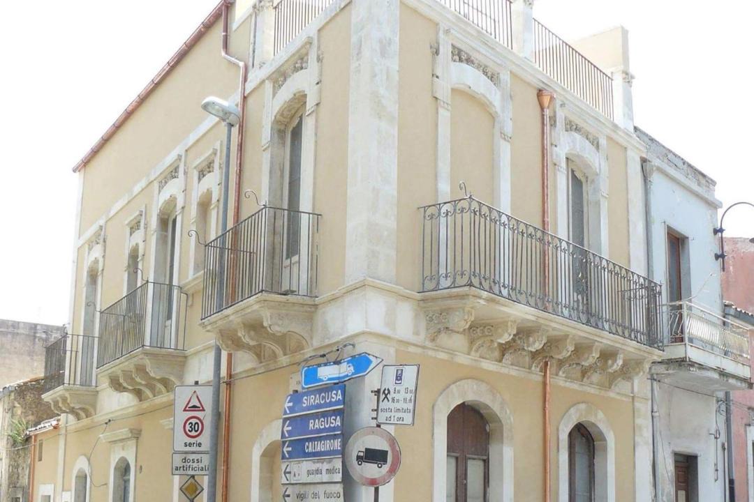 Photo of Buildings in Palazzolo Acreide Historic Centre