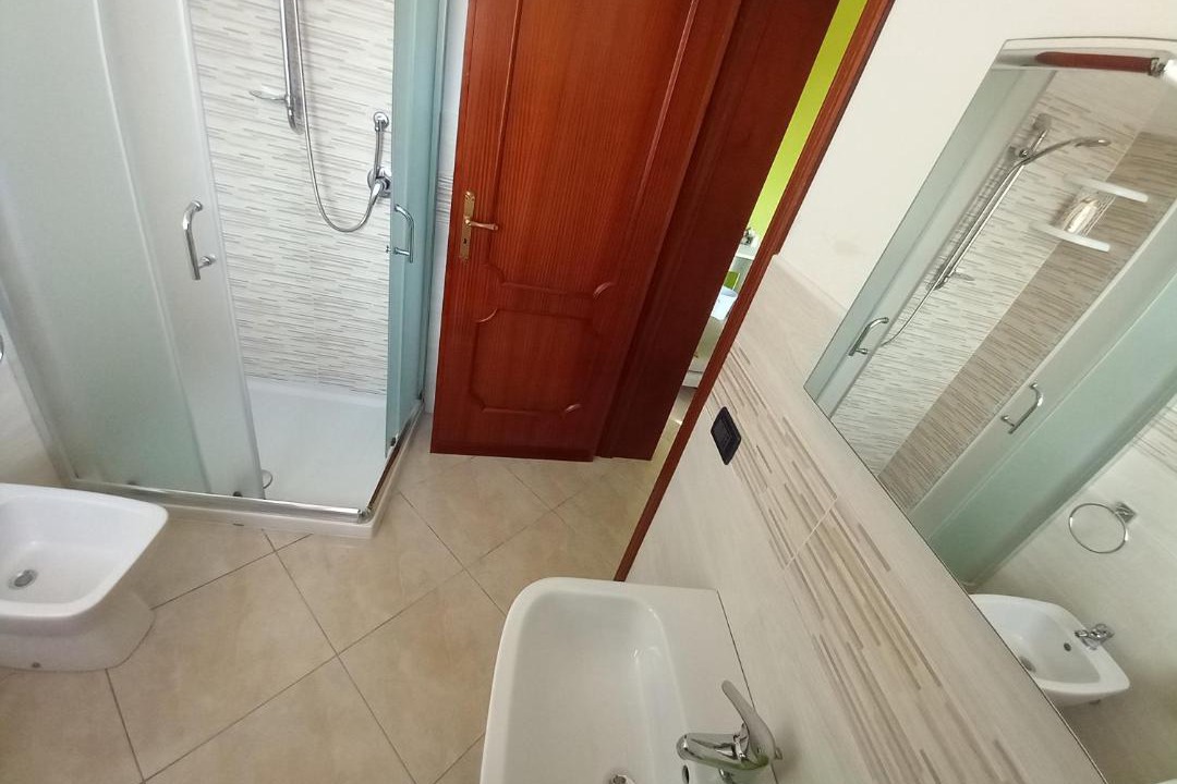 Photo of Bathroom in Paceco