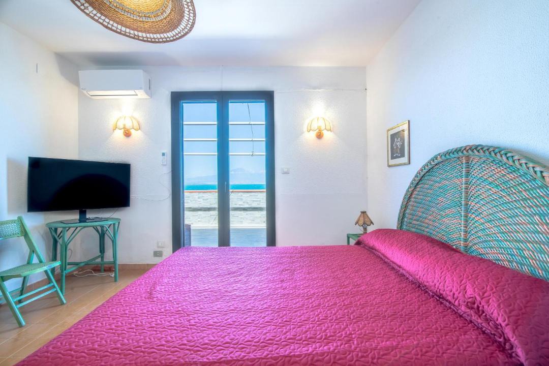 Photo of Bedroom in Costa Saracena-Castelluccio