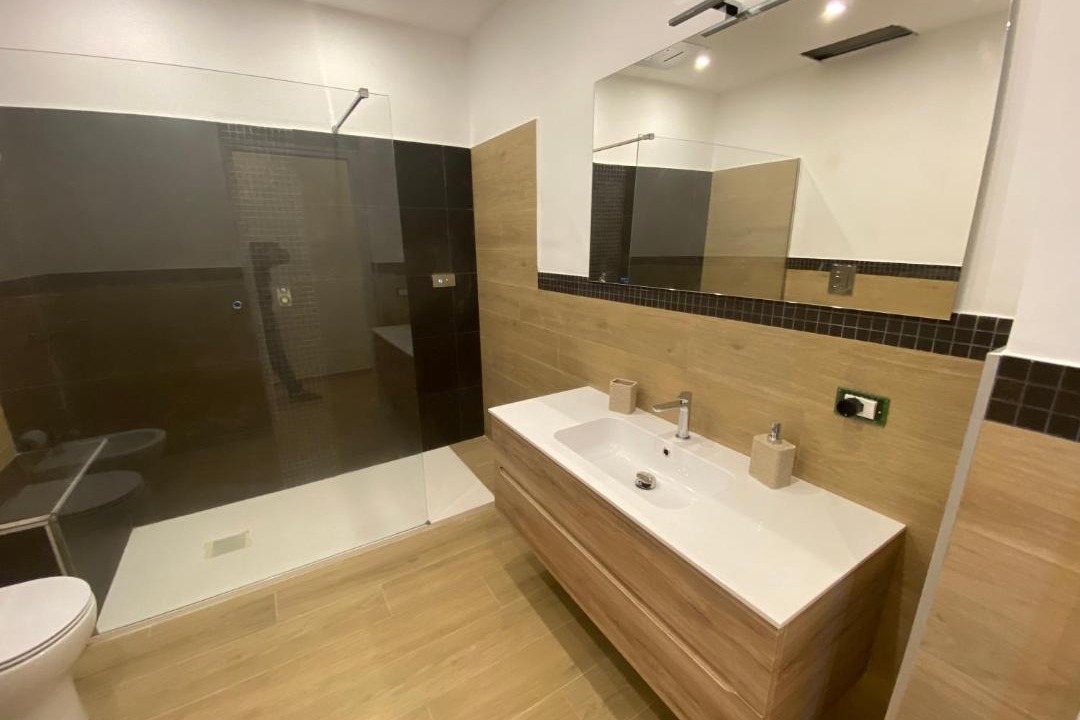 Photo of Bathroom in Carini