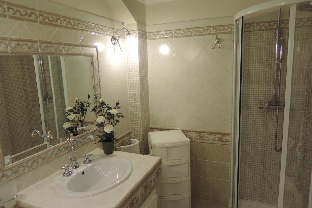 Photo of Bathroom in Porticato