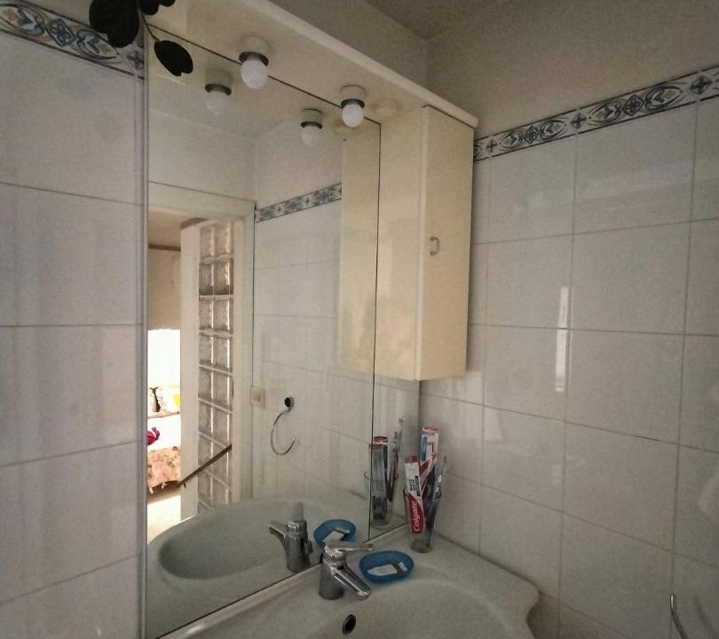 Photo of Bathroom in Scordia
