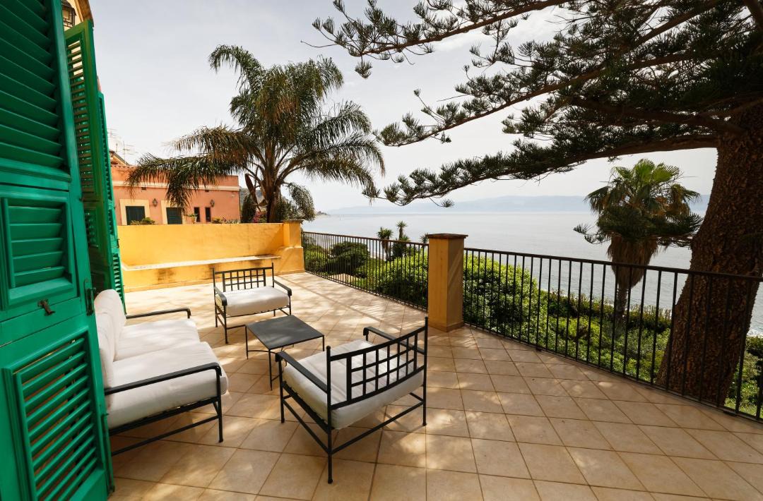 Photo of Patio Balcony in Mili San Pietro