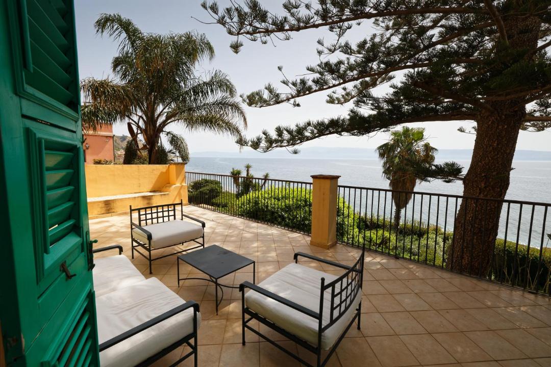 Photo of Patio Balcony in Mili San Pietro