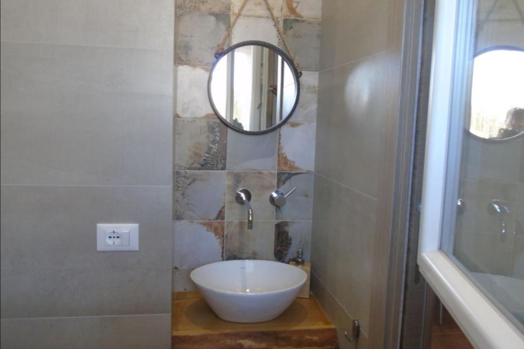 Photo of Bathroom in Avola