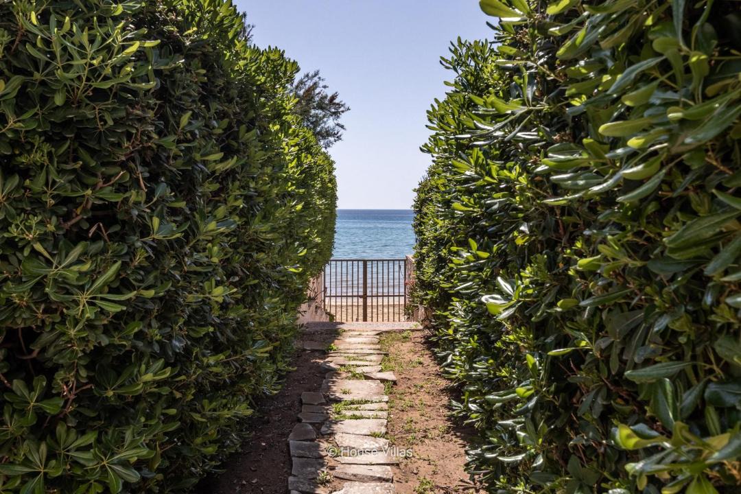 Photo of Others in Noto Marina