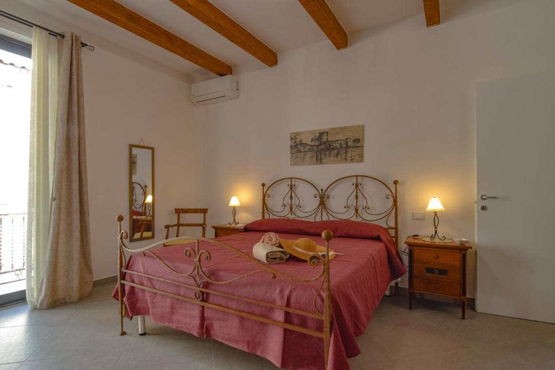 Photo of Bedroom in San Nicola l'Arena