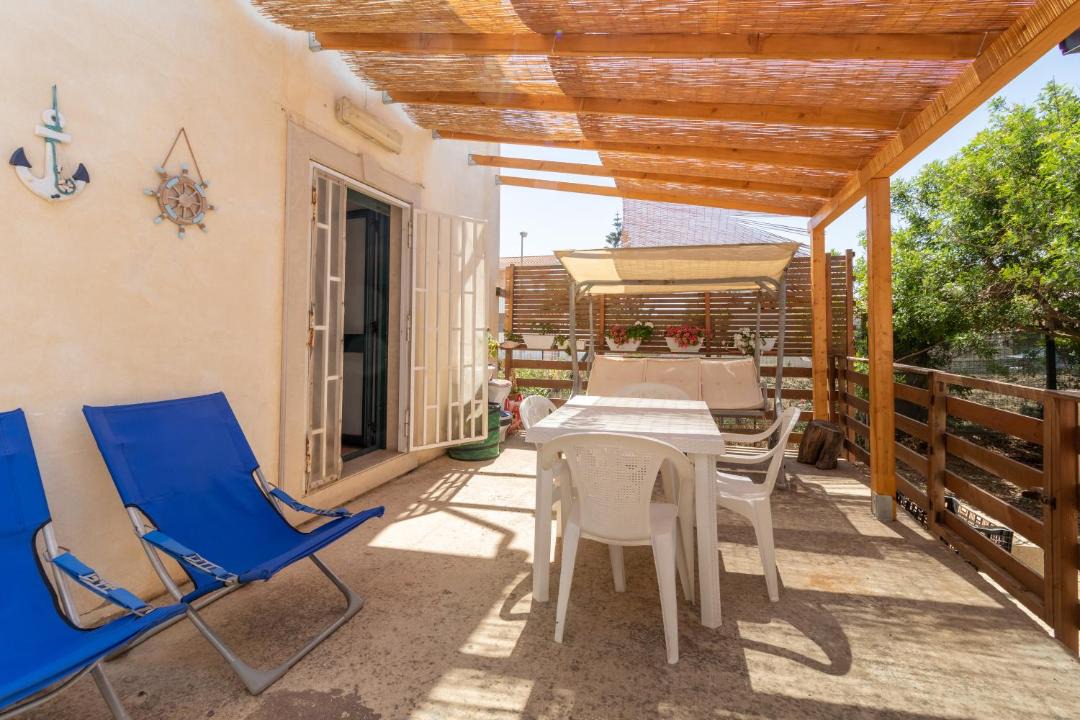 Photo of Patio Balcony in Acate