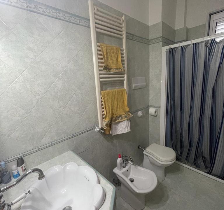 Photo of Bathroom in Mondello