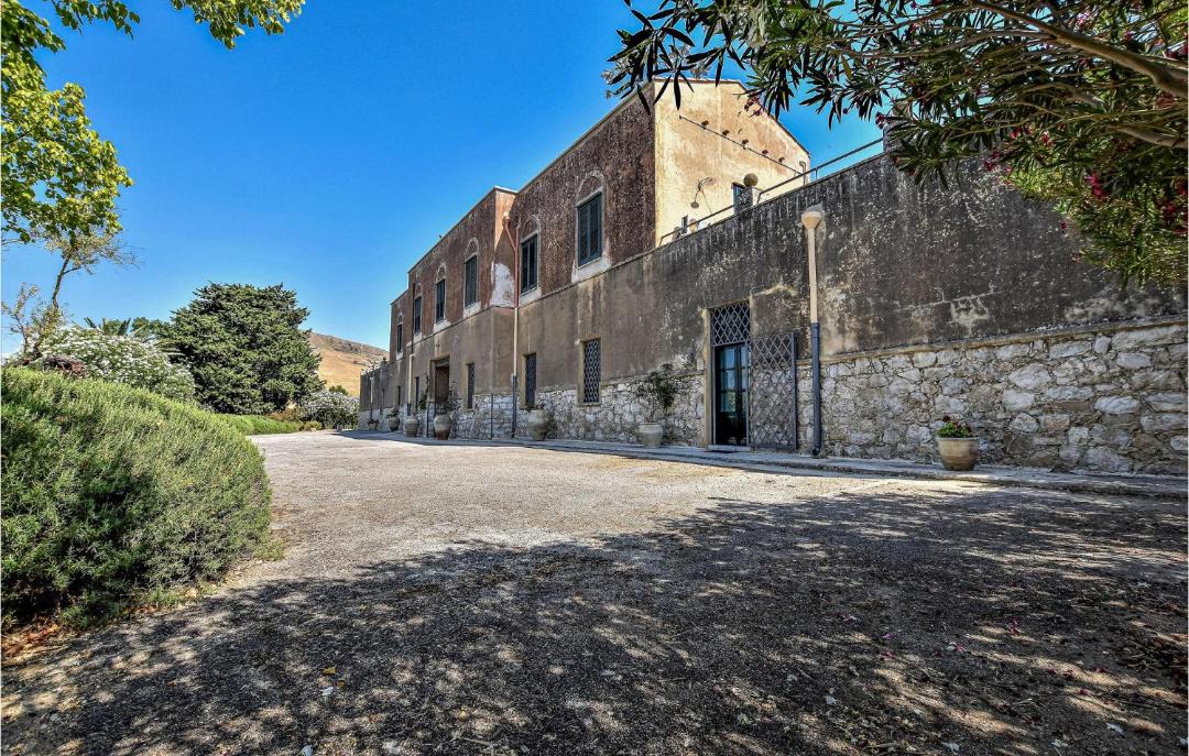 Photo of Buildings in Roccapalumba