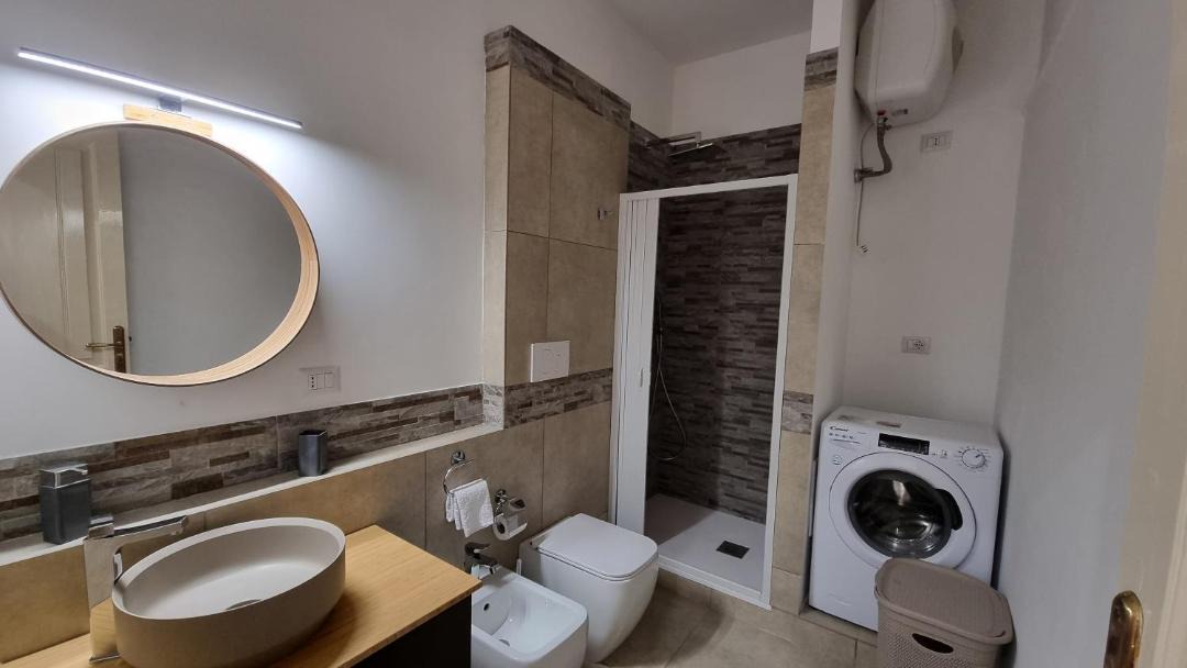 Photo of Bathroom in Avola