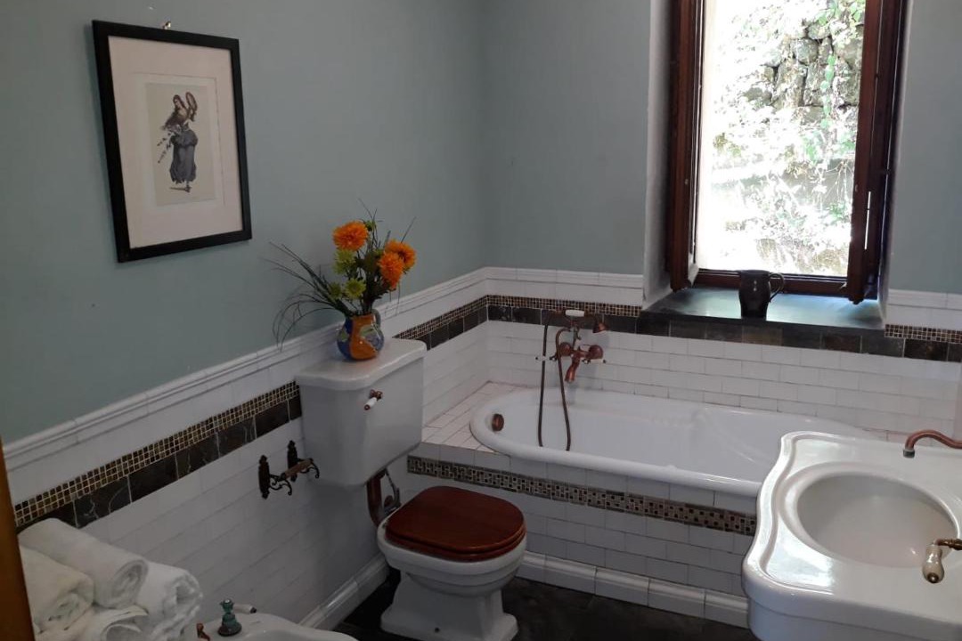 Photo of Bathroom in Presa