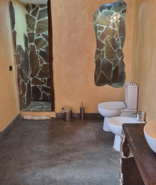 Photo of Bathroom in Pedara