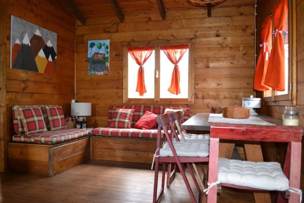 Photo of Livingroom in Pedara