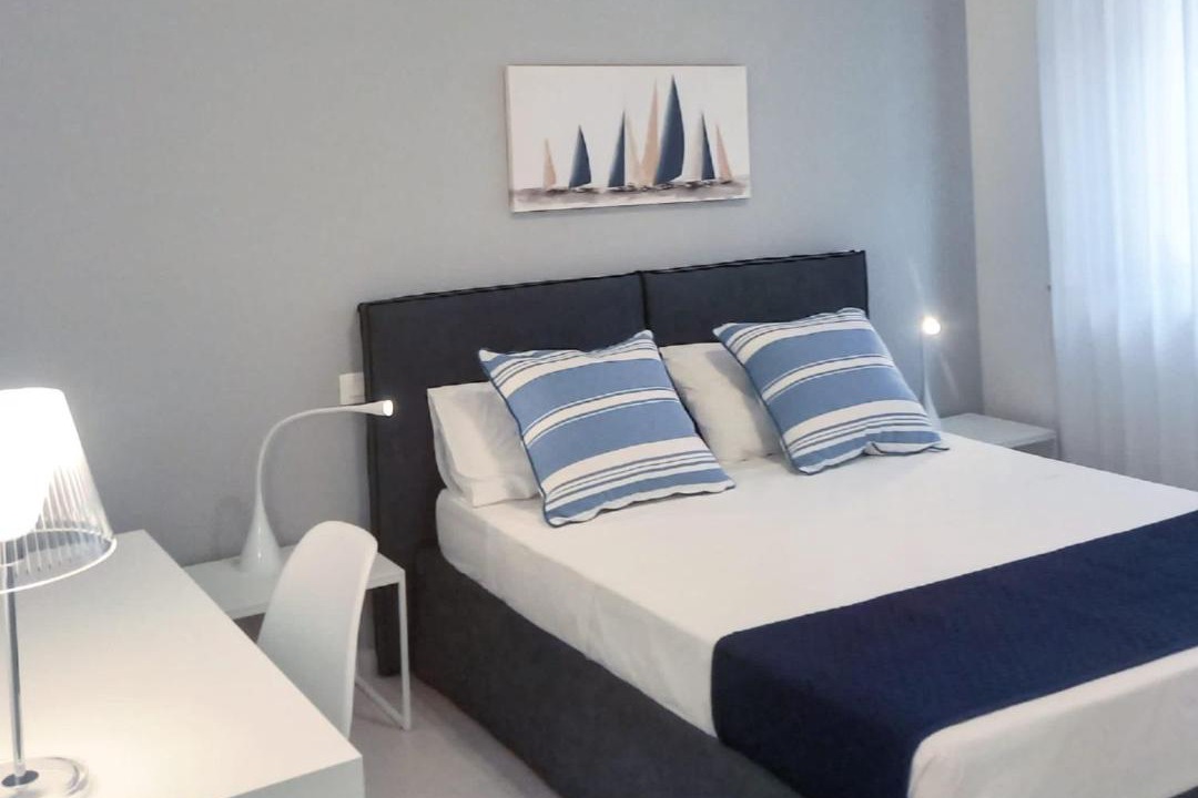 Photo of Bedroom in Tiche