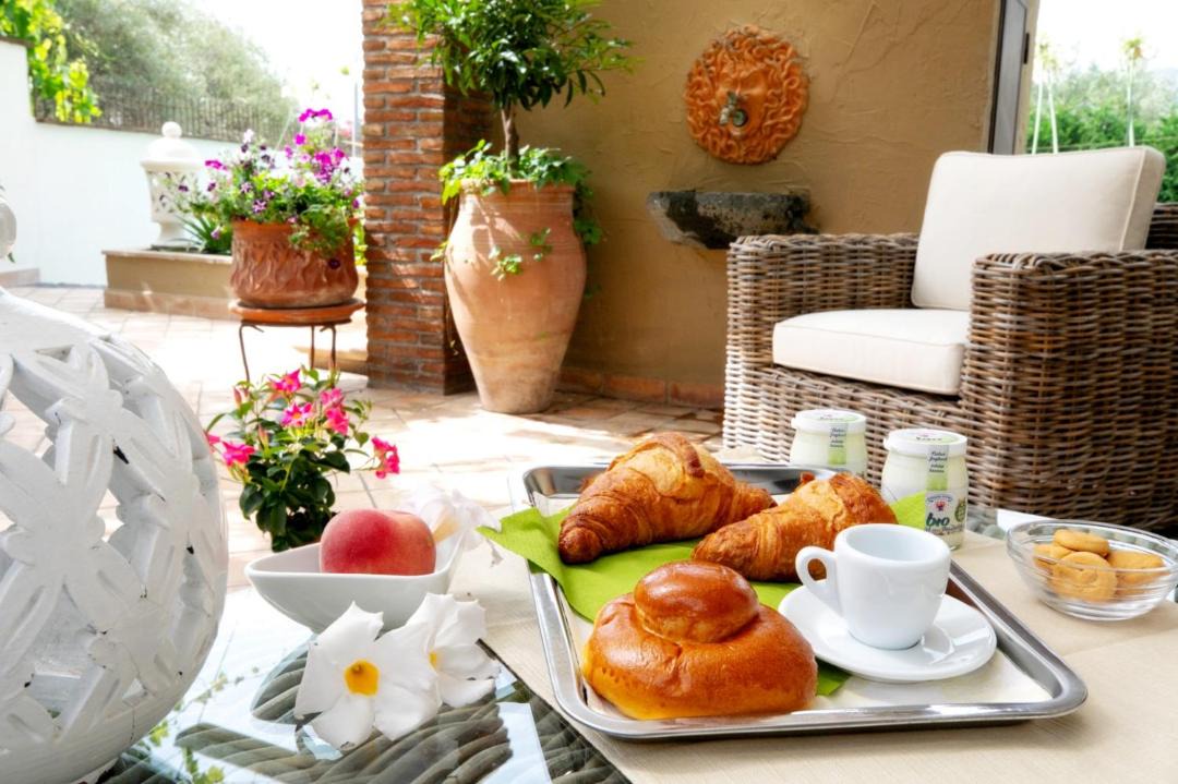 Photo of Patio Balcony in Mitogio