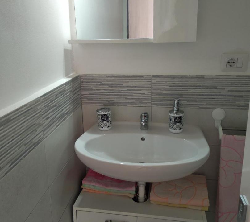 Photo of Bathroom in Avola