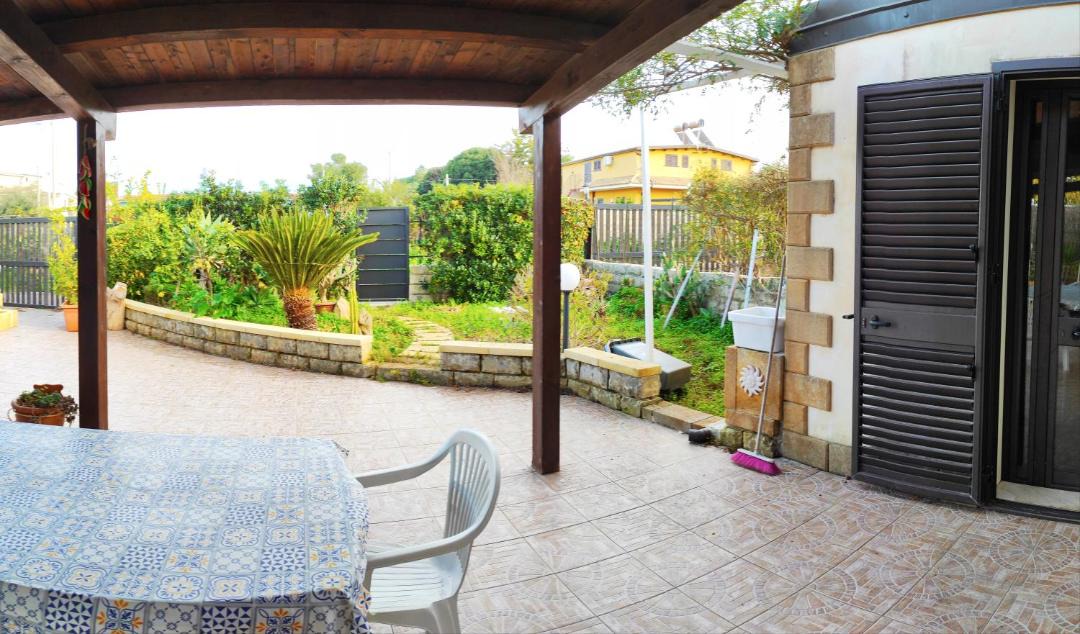 Photo of Patio Balcony in Noto Marina