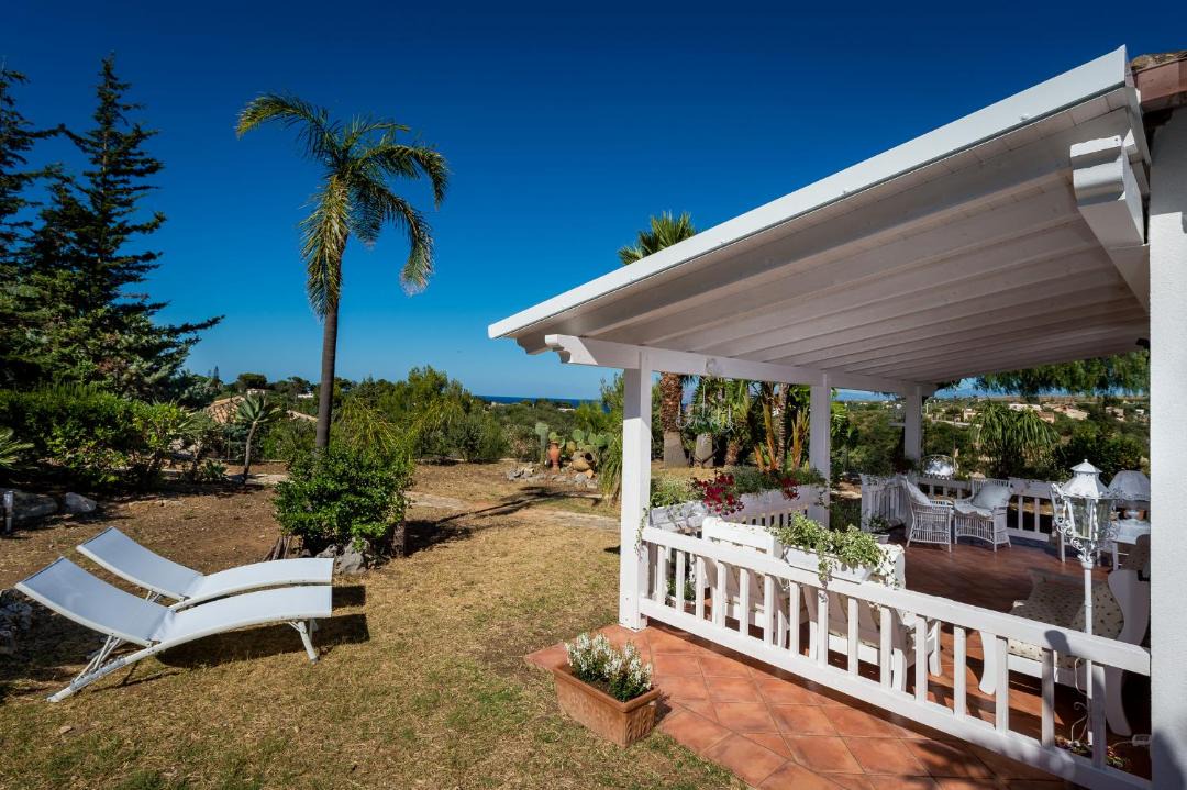 Photo of Patio Balcony in Scopello